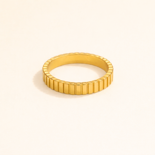 Elegant everyday jewelry ring