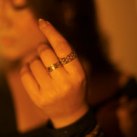Hive Ring