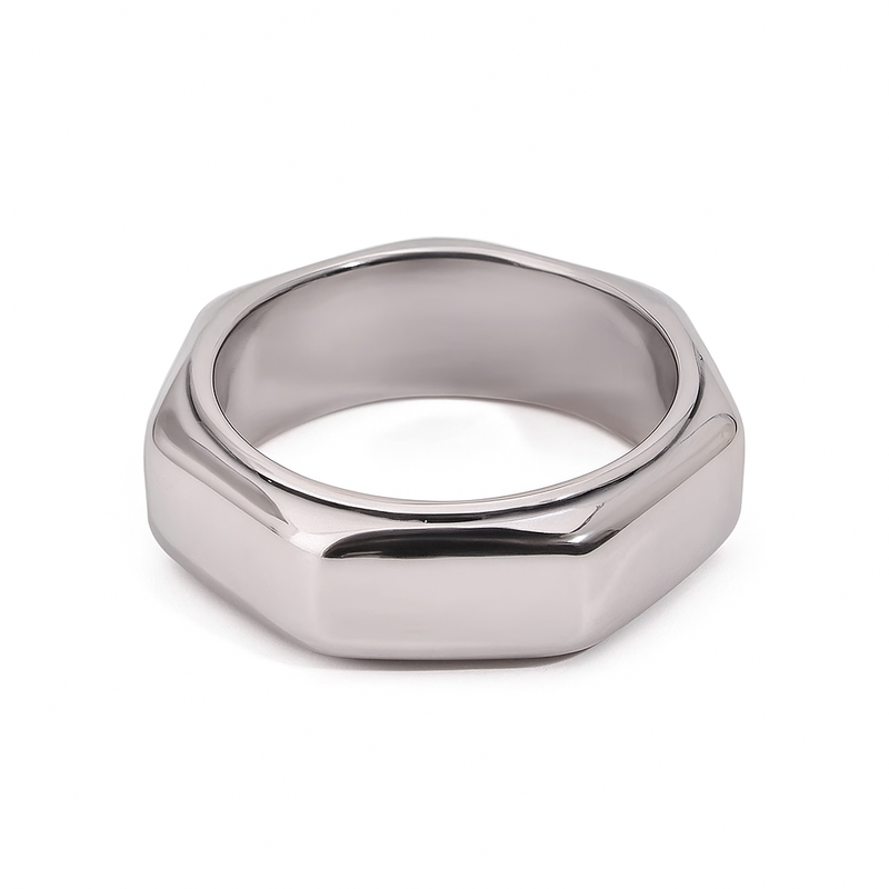 Tarnish resistant steel ring