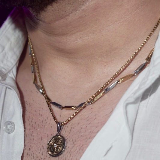 Elegant layered chain necklace