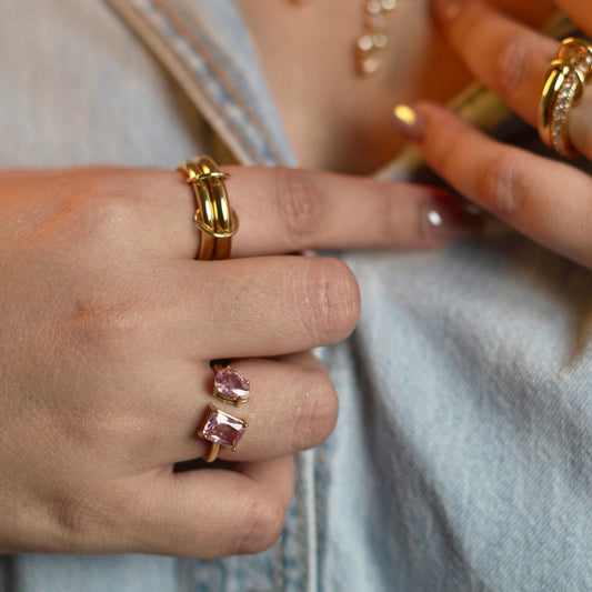 Elegant gold rings for women