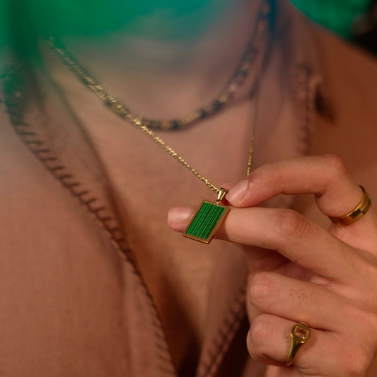 Modern malachite pendant necklace