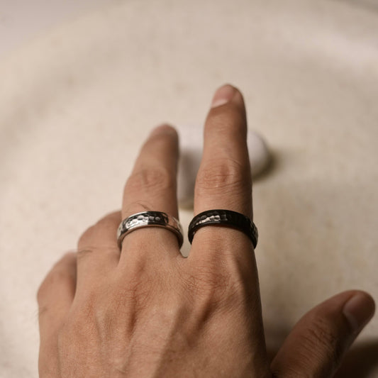 Contemporary hammered band ring 