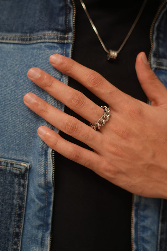 Curb Ring chunky chain statement ring