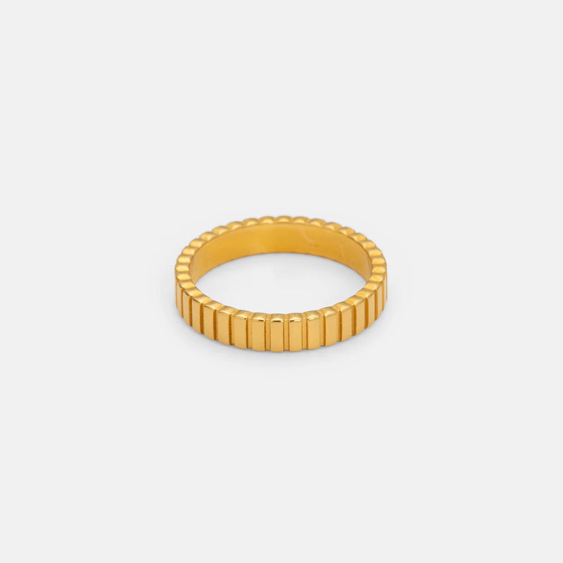 Elegant everyday jewelry ring