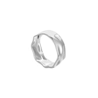Helm Ring