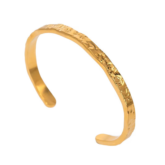 Minimal sculptural gold bracelet