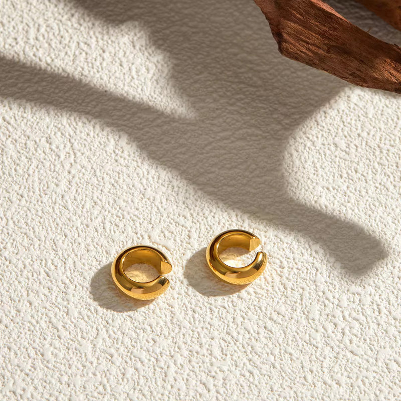 Bold crescent ear cuff