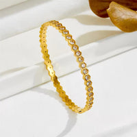 Vega Cuff